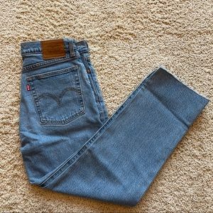 Levi’s High Rise Wedgie Straight Jeans